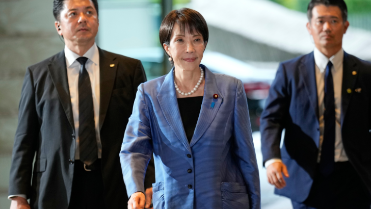 https://salarnews.in/public/uploads/images/newsimages/maannewsimage21102025_171712_Webs 728x410 (6).png